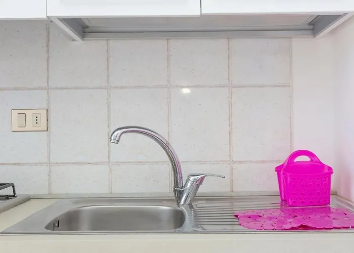 La Piazzetta شقة تْشيفالو