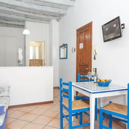 La Piazzetta Lägenhet *