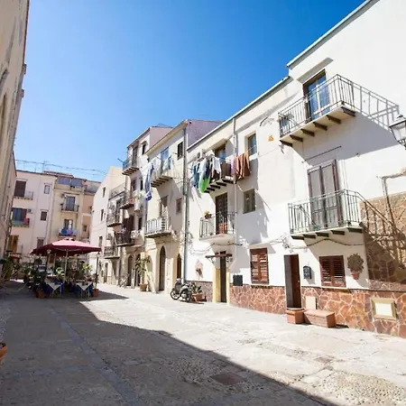 La Piazzetta