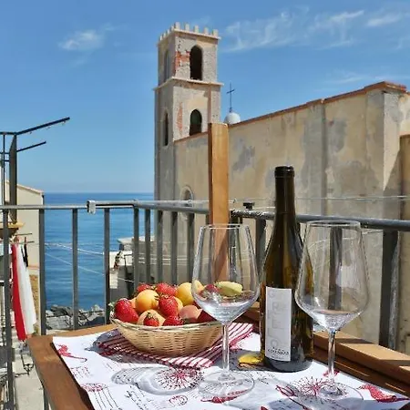 La Piazzetta Чефалу